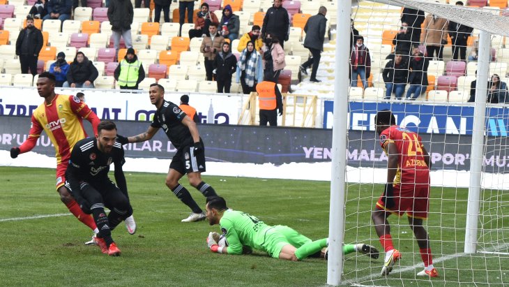 Kara Kartal 3 puanı kaçırdı Beşiktaş, Malatyaspor’la 1-1 berabere kaldı