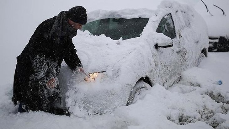 Son Dakika Vali Yerlikaya’dan vatandaşlara kar uyarısı: Zorunlu olmadıkça trafiğe çıkmayalım