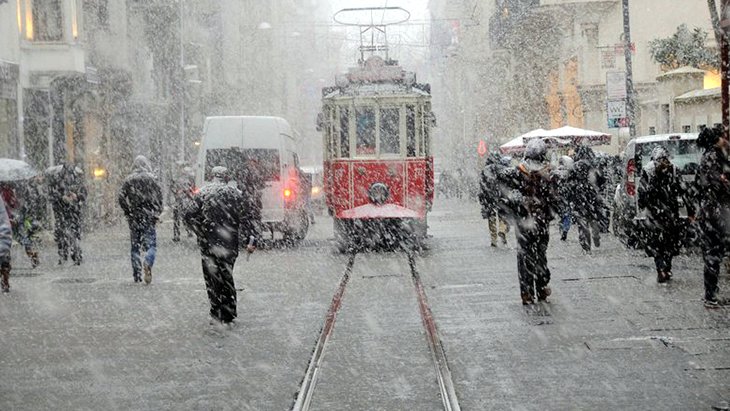 Meteoroloji’den İstanbul için yoğun kar uyarısı 3 gün boyunca sürecek