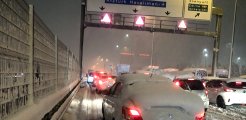 İstanbul'u kar fırtınası vurdu! Trafik kilitlendi, vatandaşlar perişan oldu
