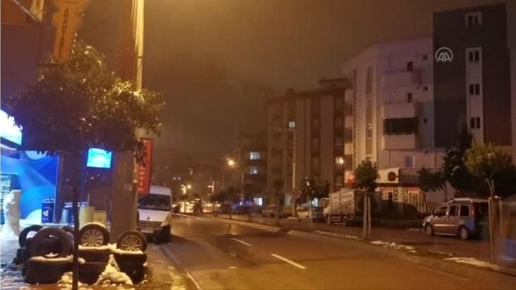 Kocaeli’de belediye hoparlöründen trafiğe çıkılmaması çağrısı yapıldı