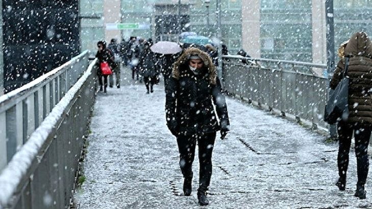 AKOM’dan son dakika açıklaması İstanbullular dikkat, 18.00’de yeniden kuvvetli kar geliyor