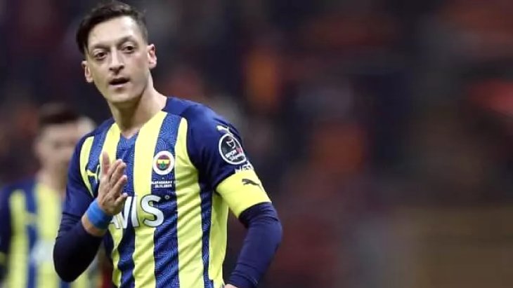 Fenerbahçe’de Mesut Özil depremi