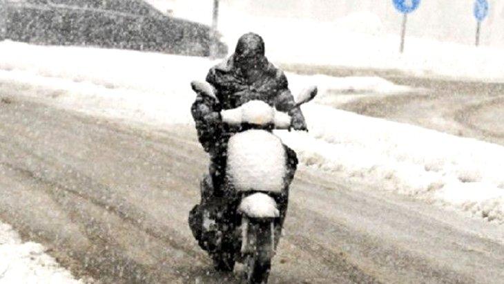 Son Dakika: İstanbul’da motosiklet, scooter ve motokuryelerin trafiğe çıkış yasağı yarın saat 08.00’de sona erecek