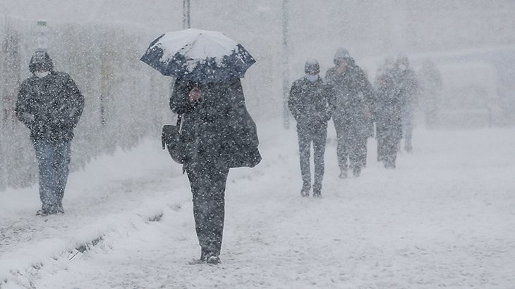 Kar daha erimeden geri gelecek Meteoroloji İstanbul için iki ayrı tarih verip uyardı
