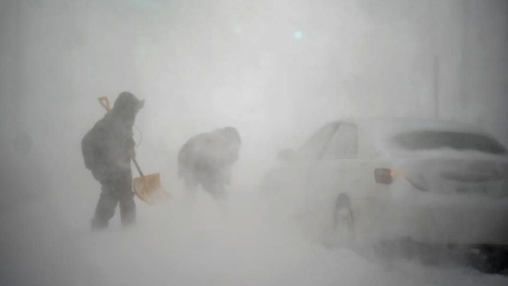 ABD’de 4 eyalette acil durum ilan edildi Kar 100 binden fazla kişiyi de elektriksiz bıraktı
