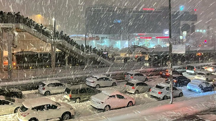 Bu meteoroloji dedikodusu İstanbul’u korkuttu İşte 14 Şubat için tedirgin eden tahmin