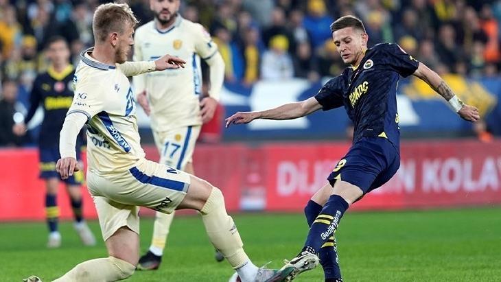 Mardin'de Öğretmen, Boğazına Madeni Para Kaçan Öğrenciyi Kurtardı. Fenerbahçe, Ankaragücü'ne yenilerek Ziraat Türkiye Kupası'ndan elendi