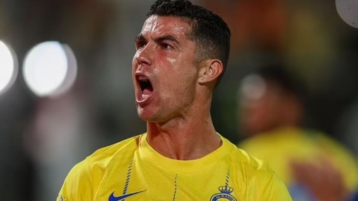 Cristiano Ronaldo'nun Suudi Arabistan'daki futbol kariyeri tartışmalı bir olayla gölgeleniyor