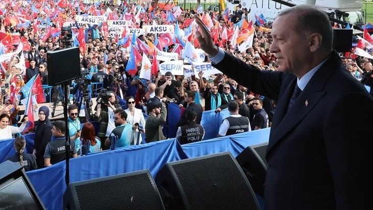 Cumhurbaşkanı Erdoğan, 80 bin kişiyle miting yapmıştı İşte Antalya anketinden çıkan sonuç