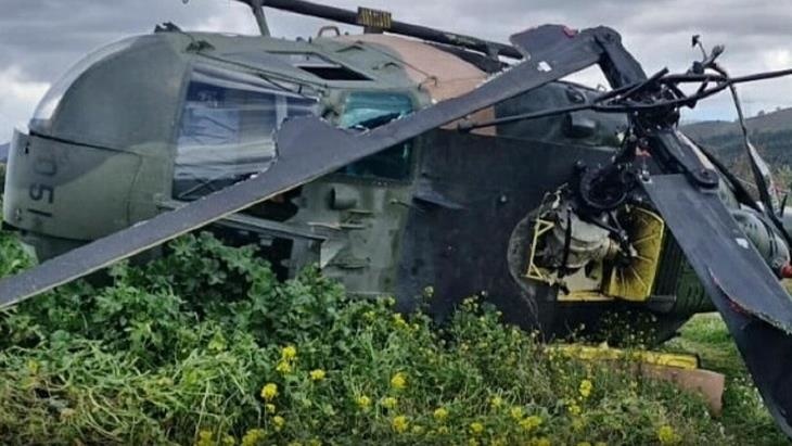 İzmir’de askeri helikopter zorunlu iniş yaptı: 1 yaralı