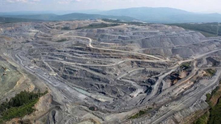Rusya’da Altın Madeninde Kaya Düşmesi: 13 İşçi Mahsur