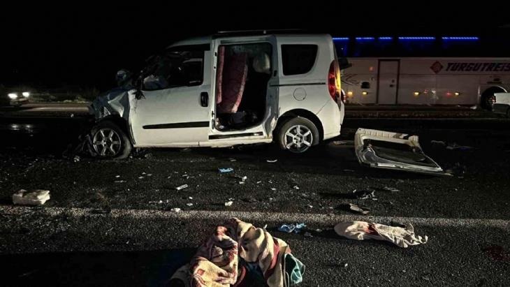 Şanlıurfa’nın Siverek ilçesinde zincirleme trafik kazası: 3 ölü, 6 yaralı