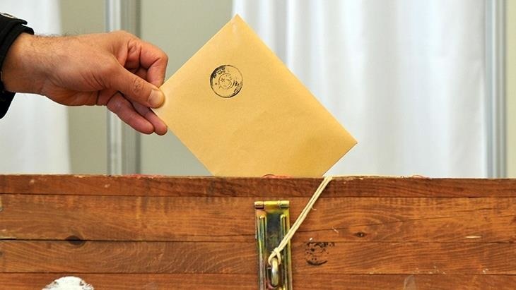 YSK dan oy sayım ve döküm işlemlerinin aralıksız yapılması kararı