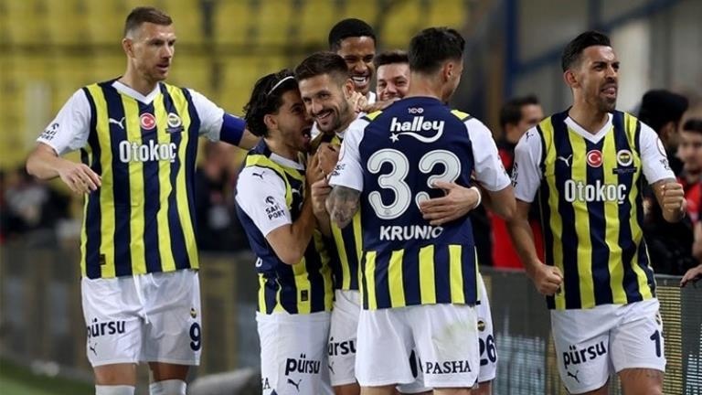 Kanarya yarı final peşinde İşte Fenerbahçe-Olympiakos maçının muhtemel 11’leri