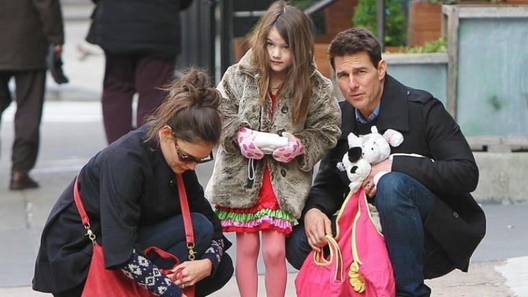 Tom Cruise’un 18 yaşındaki kızı Suri, doğum gününü babasız kutladı