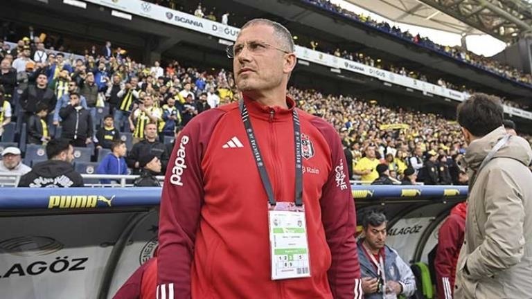 Beşiktaş Teknik Sorumlusu Serdar Topraktepe, Fenerbahçe derbisinin hakemine tepki gösterdi