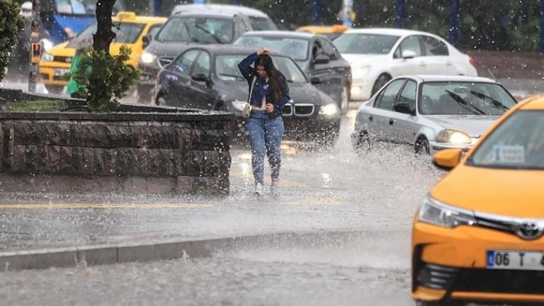 Meteoroloji’den 34 il için gök gürültülü sağanak uyarısı