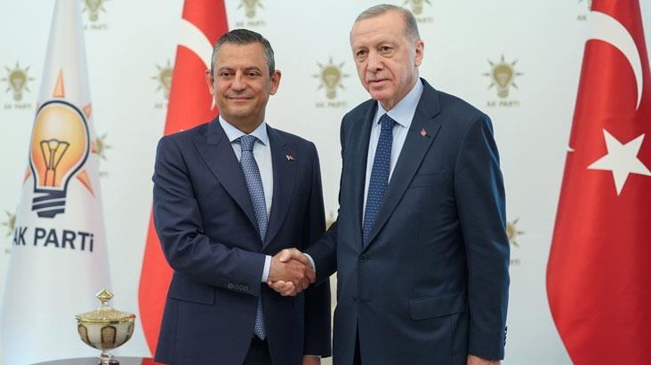 Erdoğan’dan Özel görüşmesiyle ilgili ilk yorum: Türkiye’nin buna ihtiyacı vardı, ilk fırsatta ben de kendilerini ziyaret edeceğim