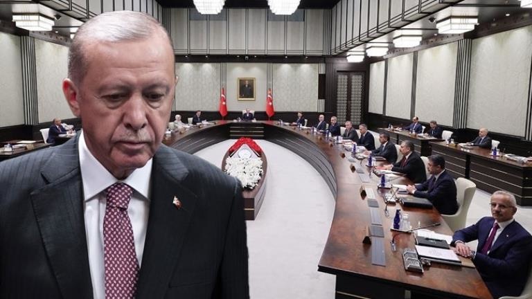 Kimsenin sorumluluk almak istememesi Erdoğan’ı kızdırdı: Bazı arkadaşlar, tek sorumlu benmişim gibi davranıyor
