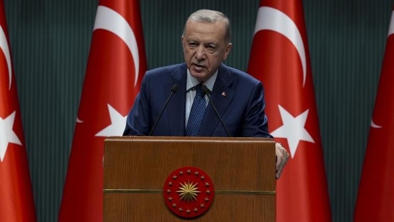 Erdoğan'dan ''öğretmen ataması'' açıklaması: Branş dağılımı ve başvuru takvimi yarın paylaşılacak