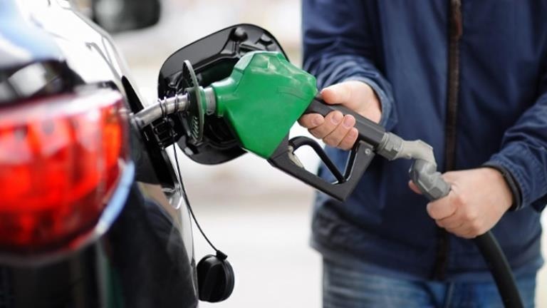 İstanbul’da benzin fiyatları 43 liranın altına düşecek