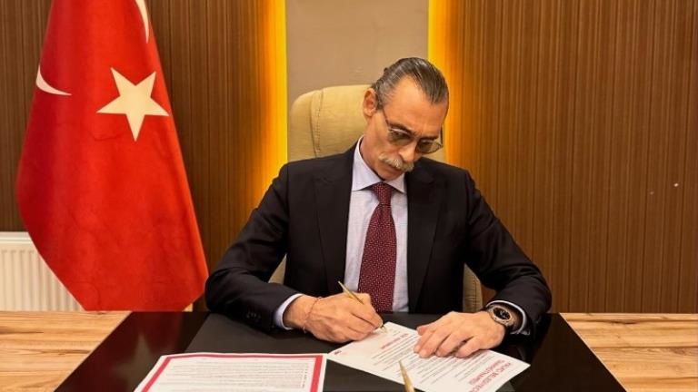 Etimesgut Belediye’nde İngilizce bilmeyen rehber skandalı Erdal Beşikçioğlu açıkladı