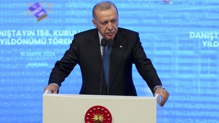 Cumhurbaşkanı Erdoğan, hakim ve savcıların gözünün içine bakarak söyledi: Yargı eleştirilemez değildir