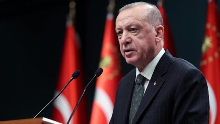 Cumhurbaşkanı Erdoğan: Öğretmenlerimize yönelik şiddete ilişkin kapsamlı bir düzenlemeyi süratle hayata geçireceğiz. Müsterih olsunlar.
