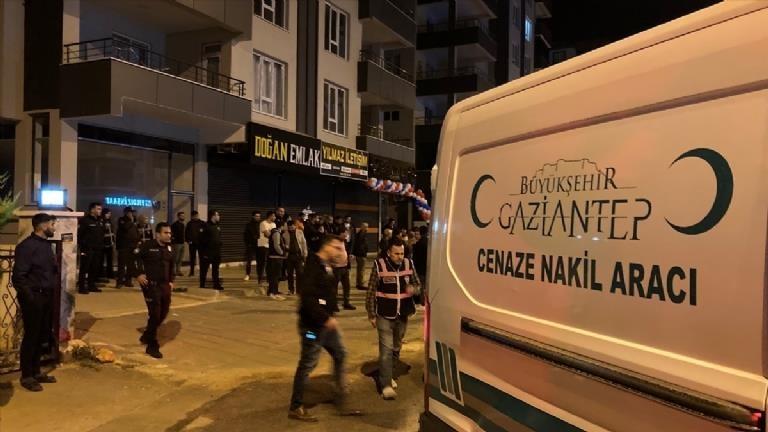 Gaziantep’te eşini öldüren, oğlu ve damadını silahla yaralayan şüpheli tutuklandı