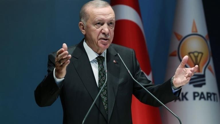 Cumhurbaşkanı Erdoğan'dan köklü değişim sinyali: Yeni isimlerle yola devam edeceğiz