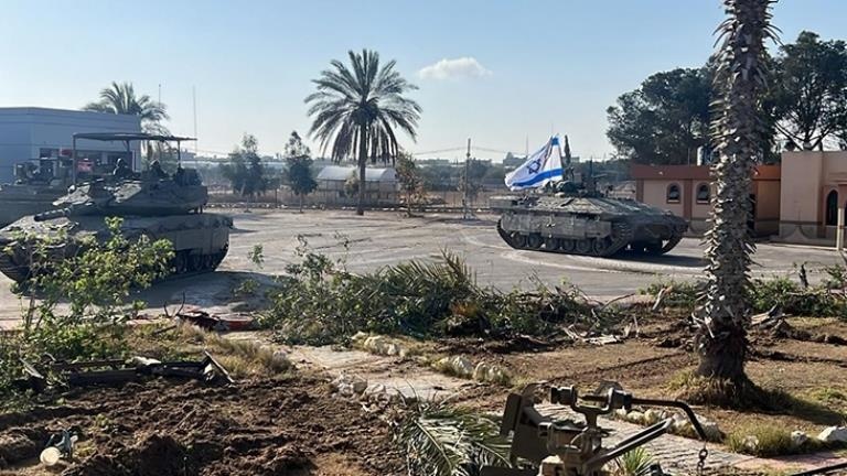 İsrail Gazze’ye insani yardımın ulaşmamasında Mısır’ı suçladı