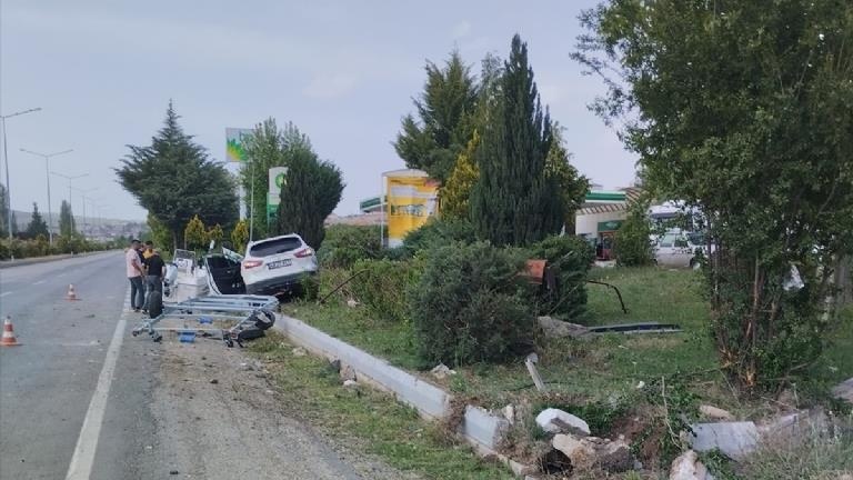 Ankara Büyükşehir Belediye Başkanı Mansur Yavaş’ın ağabeyi trafik kazasında yaralandı