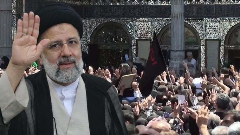 İran Cumhurbaşkanı Reisi’nin defnedildiği türbede izdiham yaşandı