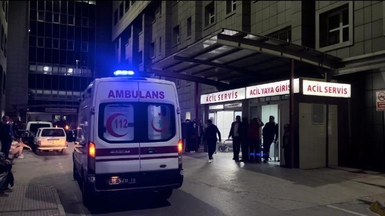 Bursa’da 3 yaşındaki çocuk yola fırlayınca otomobilin altında kaldı