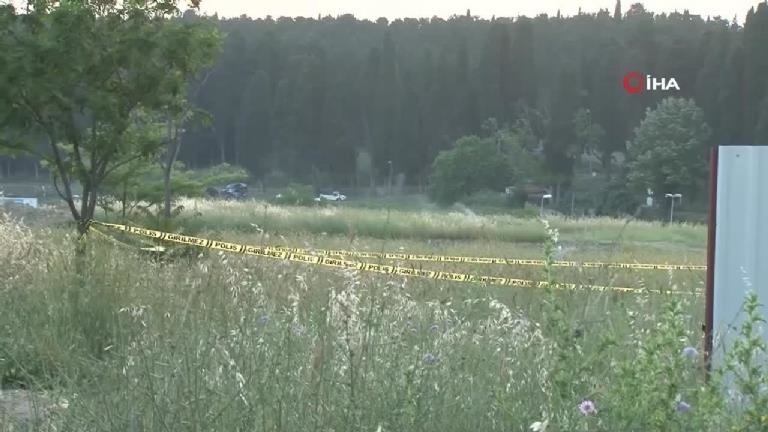 Küçükçekmece'de piknik yapan vatandaşlar başından vurulmuş bir erkek cesedi buldu