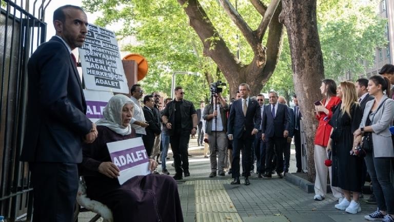 CHP Genel Başkanı Özgür Özel, Emine Şenyaşar’ın taleplerini Cumhurbaşkanı’na iletecek