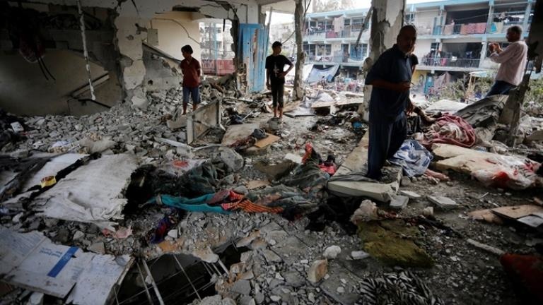 İsrail, Gazze’de Nuseyrat Mülteci Kampı’ndaki okulu vurdu En az 39 kişi hayatını kaybetti