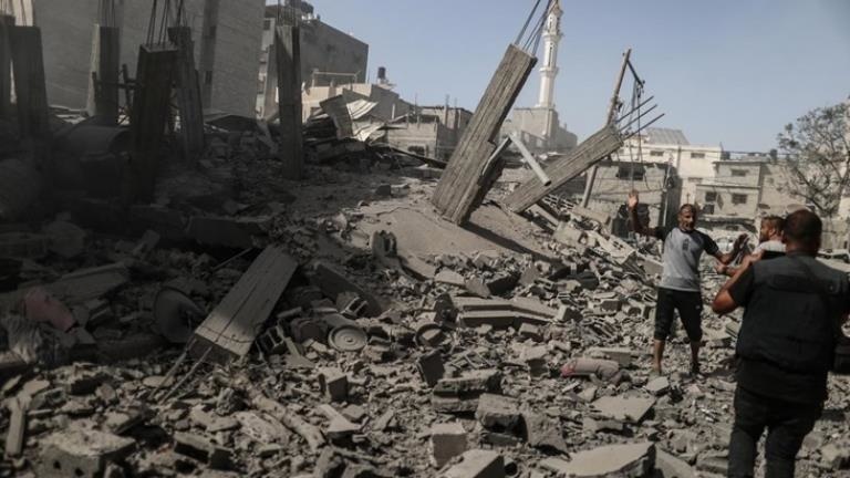 Nuseyrat Mülteci Kampı’ndaki saldırıda ölü sayısı 274’e yükseldi