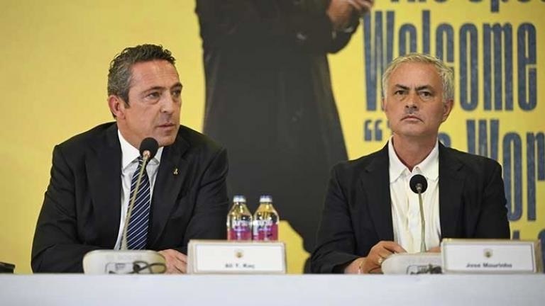 Fenerbahçe Teknik Direktörü Jose Mourinho’dan Ali Koç’un seçim zaferi sonrası ilk paylaşım