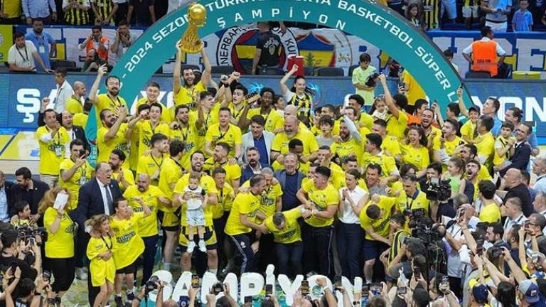 Anadolu Efes’i 3-1 yenen Fenerbahçe Beko, Basketbol Süper Ligi şampiyonu oldu