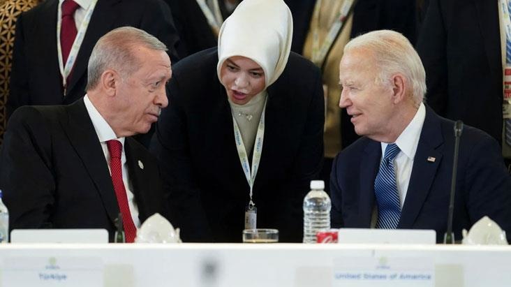 Cumhurbaşkanı Erdoğan, G-7 Zirvesi'nde ABD Başkanı Biden ile görüştü