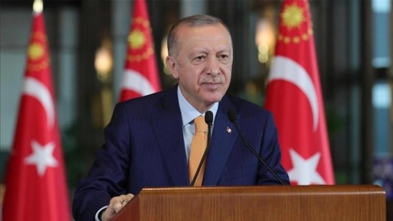 Cumhurbaşkanı Erdoğan’ın bayram mesajında hem yumuşama hem de ekonomi vurgusu var