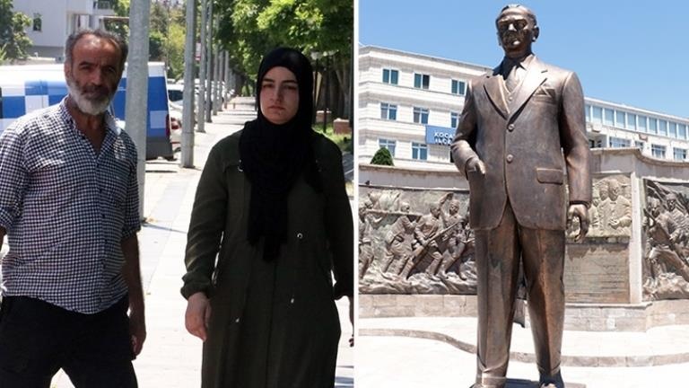 Atatürk Anıtı'na baltayla saldırı! Provokatörlerden 