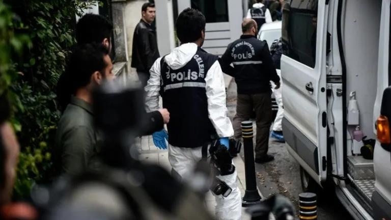 Mardin’de Polis Memuru Eşi ve Çocuğunu Öldürdükten Sonra İntihar Etti
