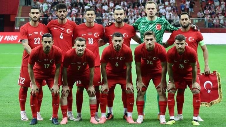 Montella’dan sürpriz tercih Türkiye-Gürcistan maçının ilk 11’leri belli oldu