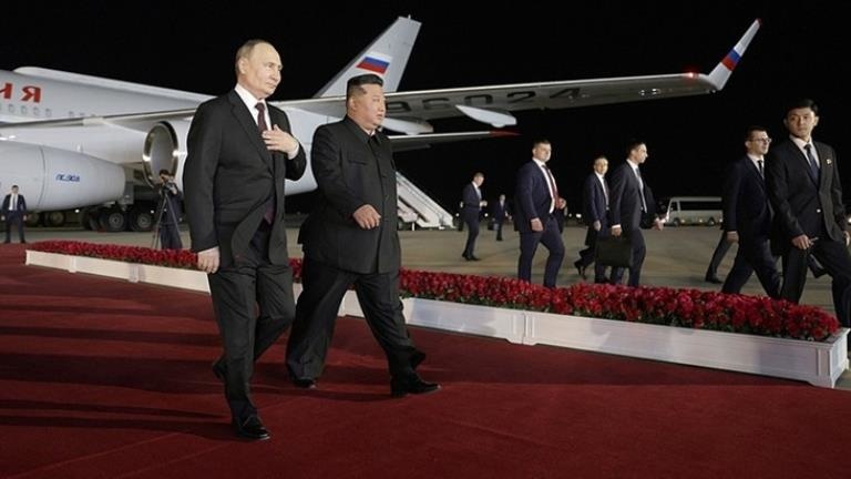 Rus lider Putin 24 yıl sonra Kuzey Kore’ye gitti