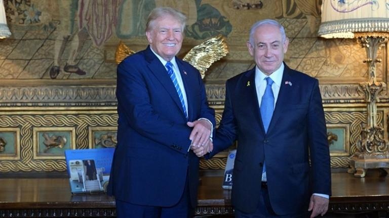 Netanyahu yu evinde ağırlayan Trump: Başkan seçilmezsem 3. Dünya Savaşı çıkar