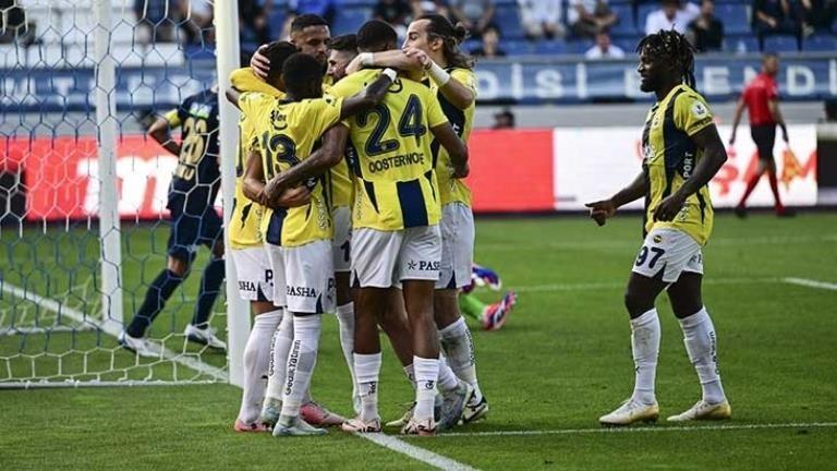 Rekor kırıp zirveye oturdular! Fenerbahçe, Kasımpaşa'yı 2-0 yendi